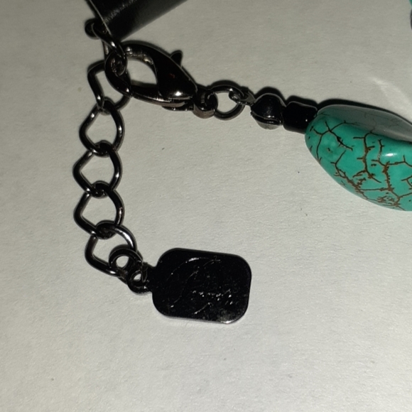 Semi Precious Turquoise Necklace Earrings - Picture 2 of 5